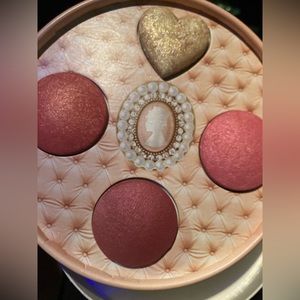 PAT MCGRATH LABS x Bridgerton Blushing Delights
